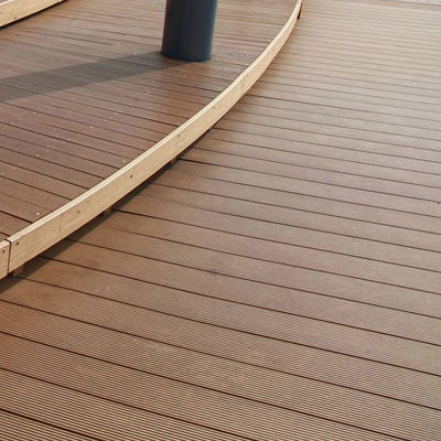 Ein guter Preis. Verbundene WPC-Deck-Bodenplatten Kunststoffholz-Deckfliesen Online