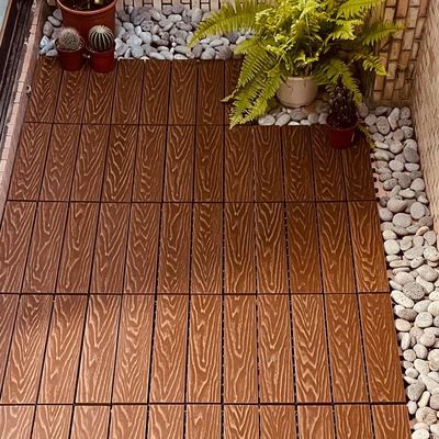 Ein guter Preis. Holzdeckfliesen aus hartem Holz Online