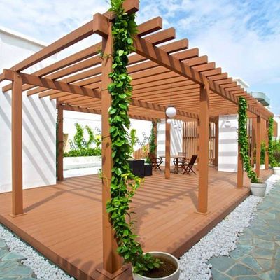 Ein guter Preis. WPC-Pergola aus Holz und Kunststoff Online